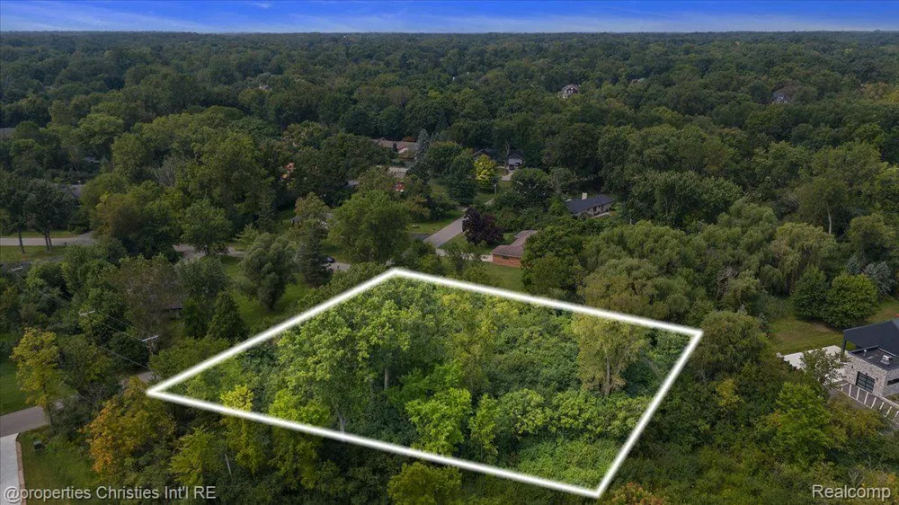 Birchway Franklin Village, MI 48025