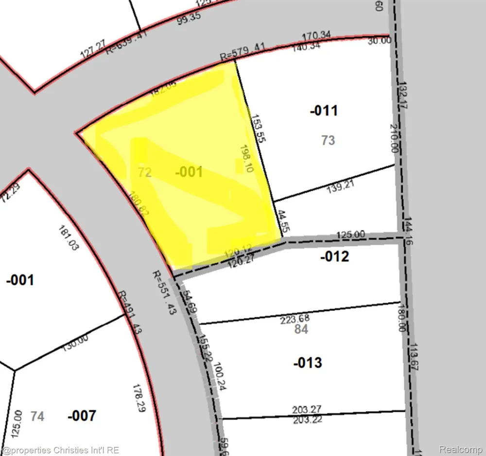 Birchway Drive Franklin Village, MI 48025