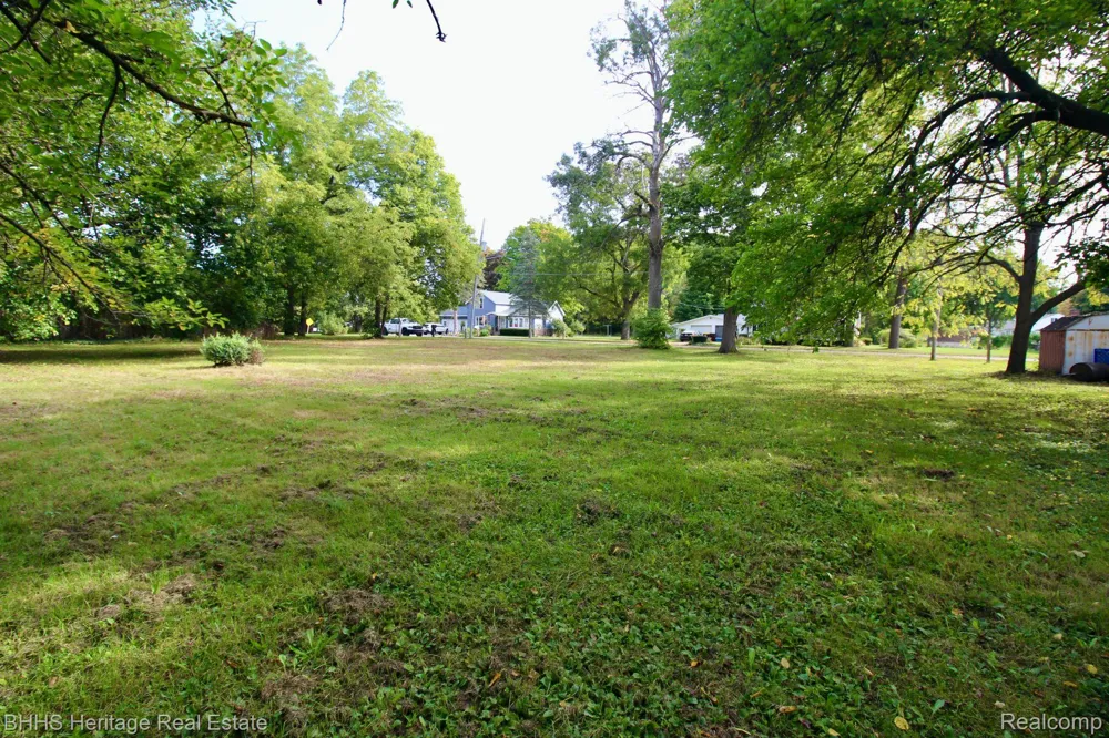 119 ANDRES STREET Chesaning Village, MI 48616