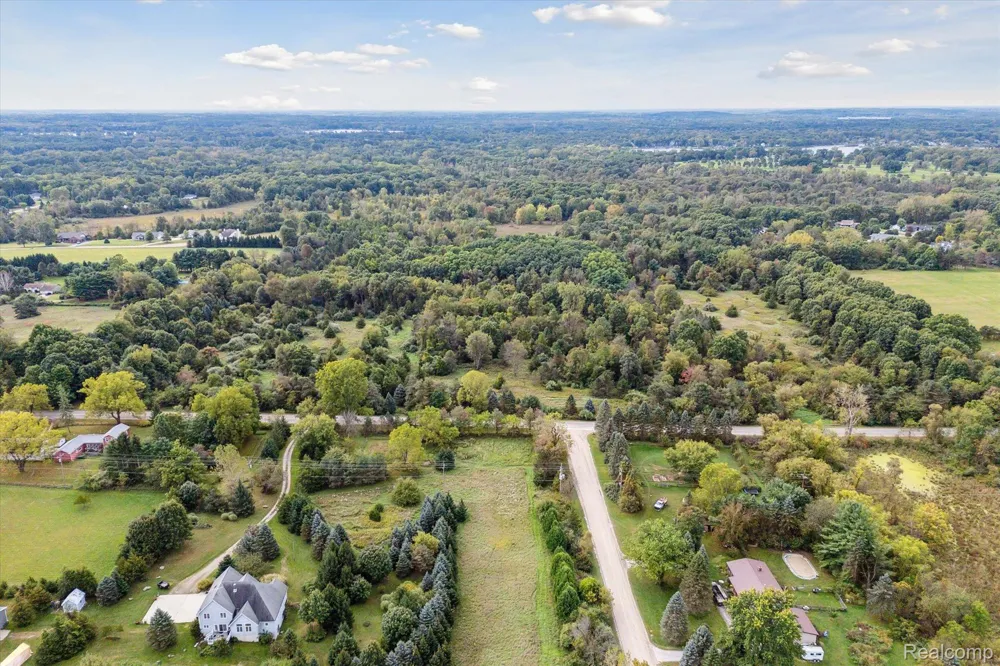 Swarthout Rd Hamburg Township, MI 48169