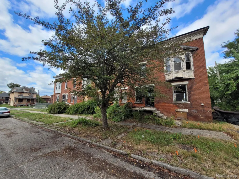 3828 SCOVEL Detroit City, MI 48208
