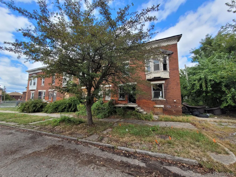 3828 SCOVEL Detroit City, MI 48208