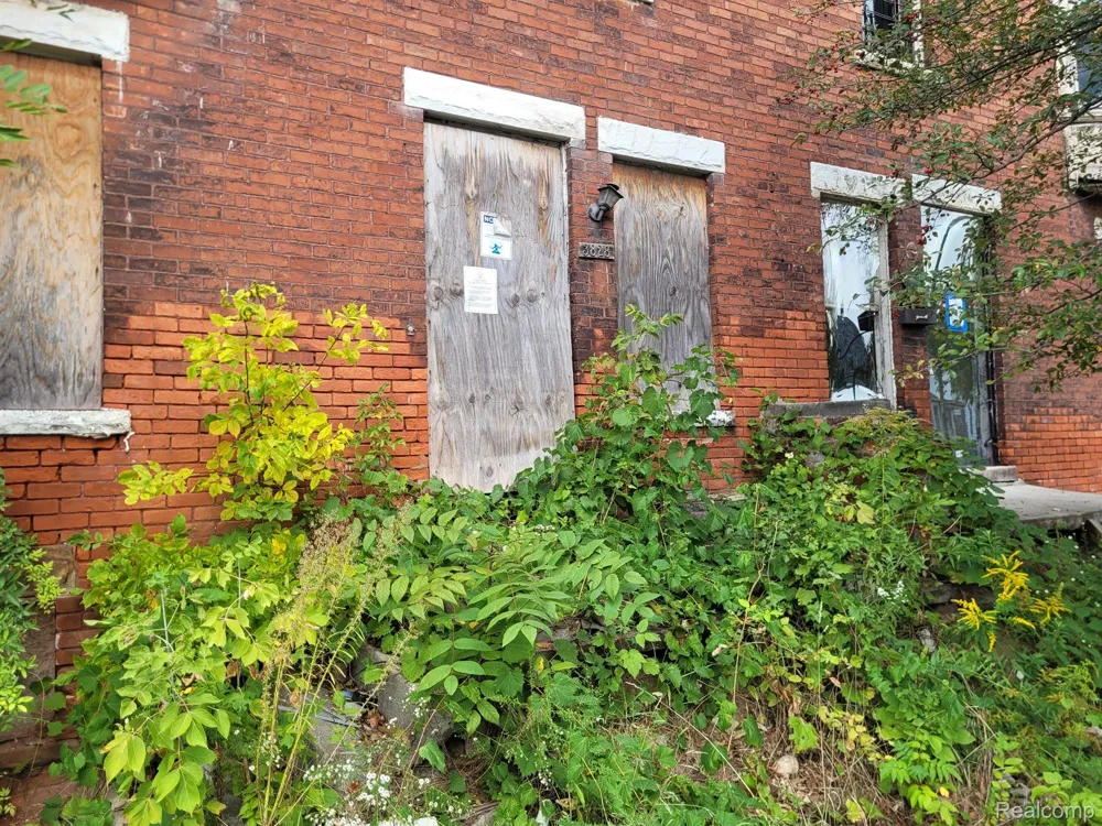 3828 SCOVEL Detroit City, MI 48208