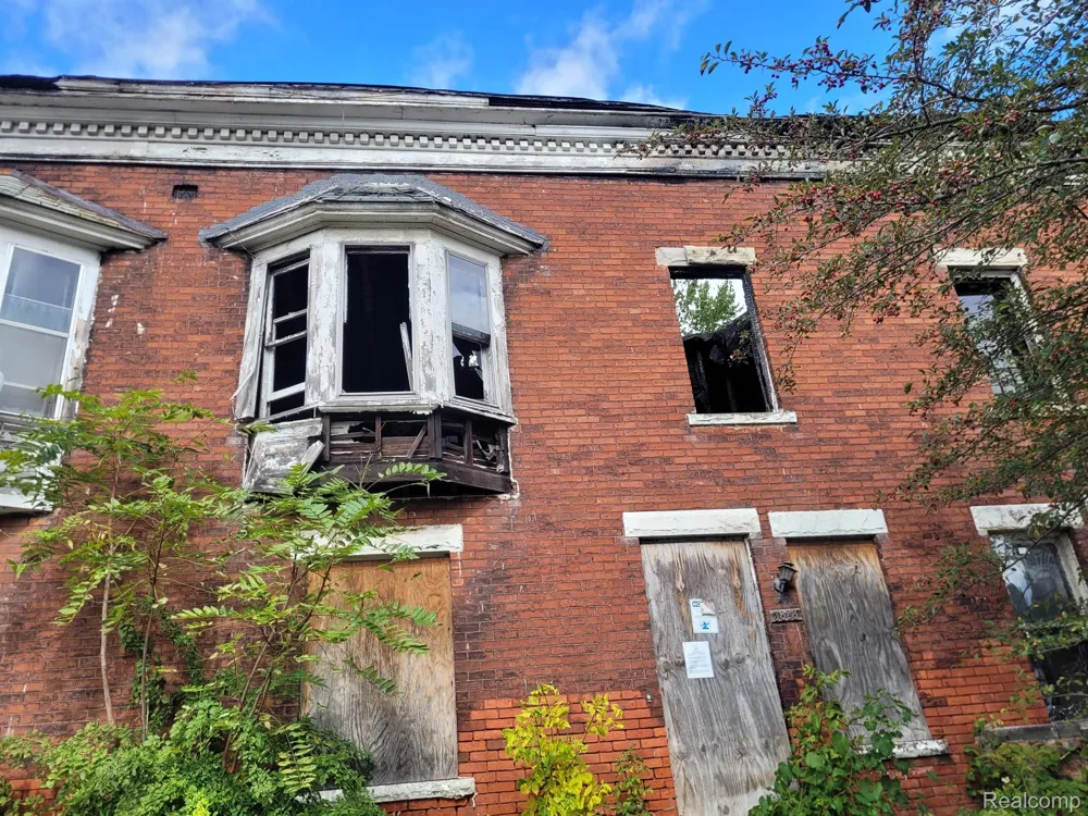 3828 SCOVEL Detroit City, MI 48208