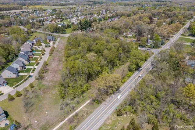 Wise Road Commerce Charter Township, MI 48382