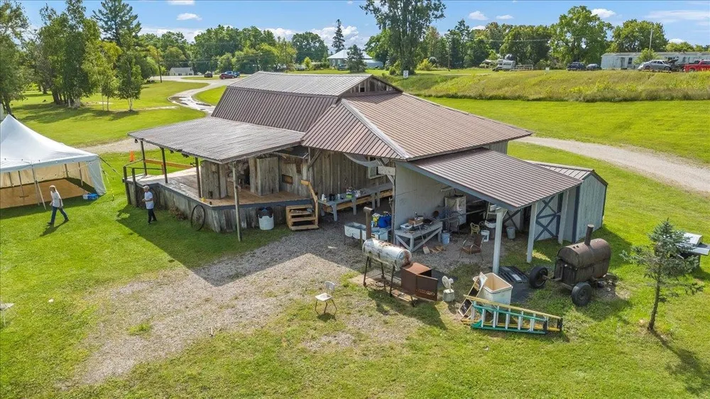 1870 M-65 Burleigh Township, MI 48770