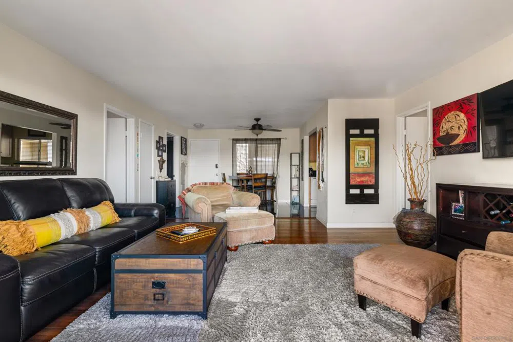 2530 Clairemont Drive #206 San Diego, CA 92117