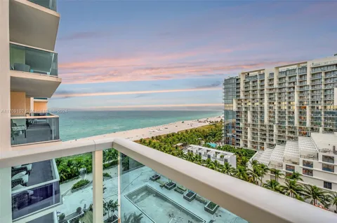 2301 Collins Ave #1206