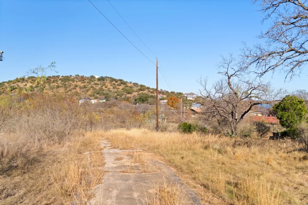 432 Sandy Mountain Drive Sunrise Beach, TX 78643