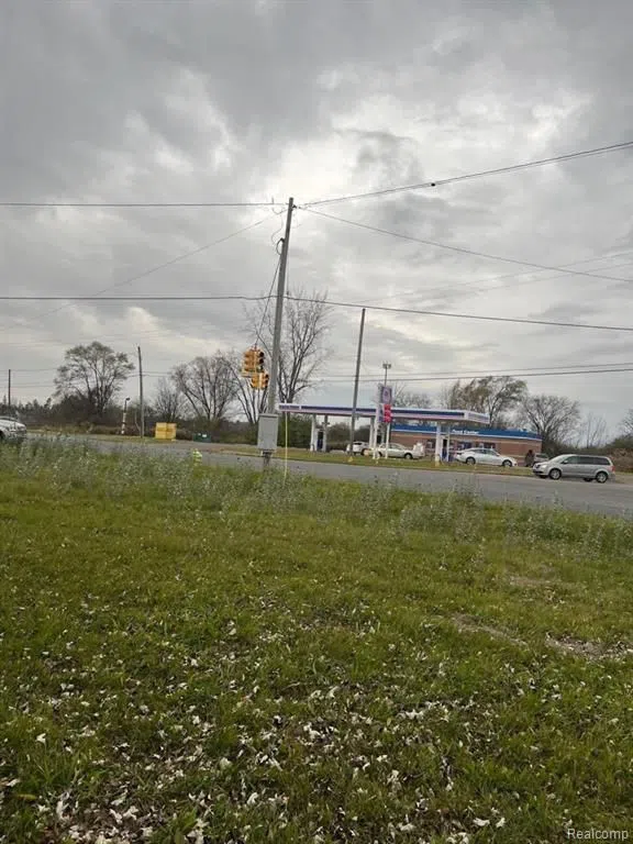 2105 WILLIAMSON ROAD Bridgeport Charter Township, MI 48601