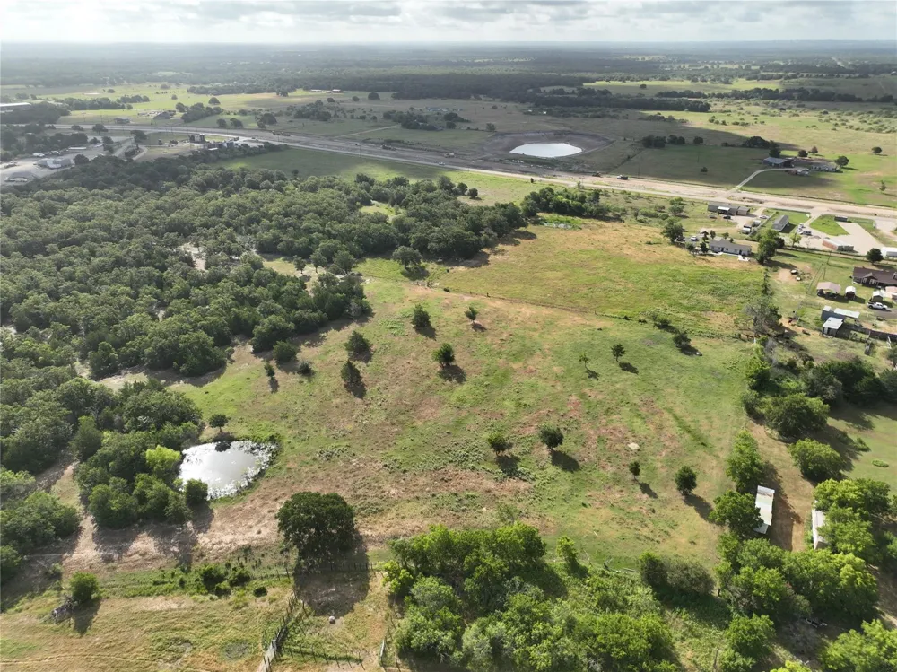 W Magnolia Drive Lyons, TX 77836