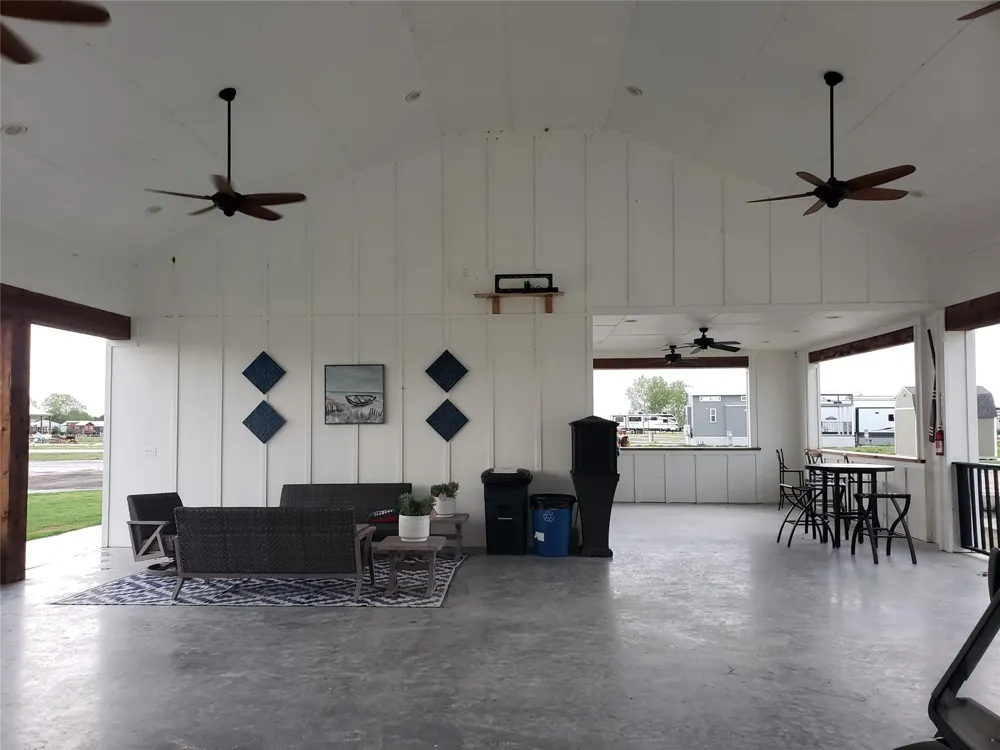 6148 Peninsula Road Kerens, TX 75144