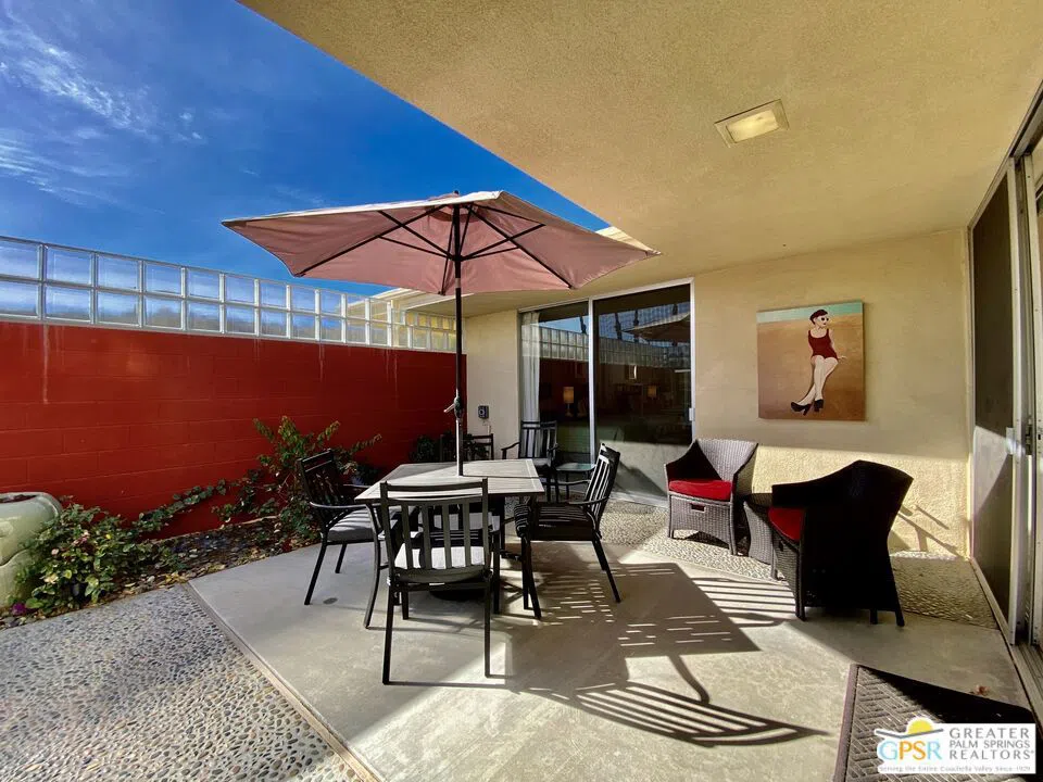 272 Desert Lakes Drive Palm Springs, CA 92264