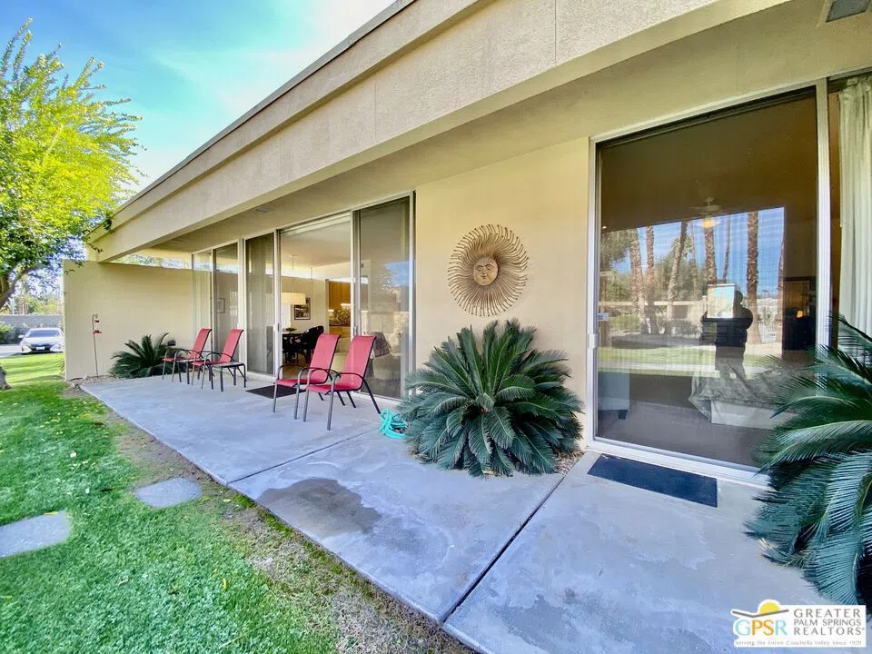 272 Desert Lakes Drive Palm Springs, CA 92264