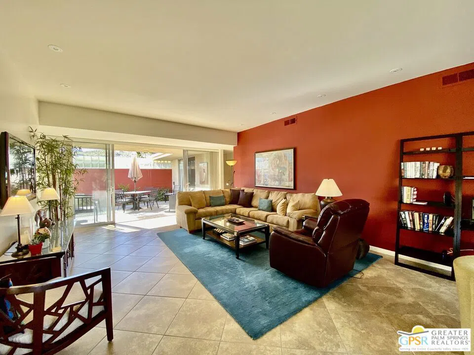 272 Desert Lakes Drive Palm Springs, CA 92264