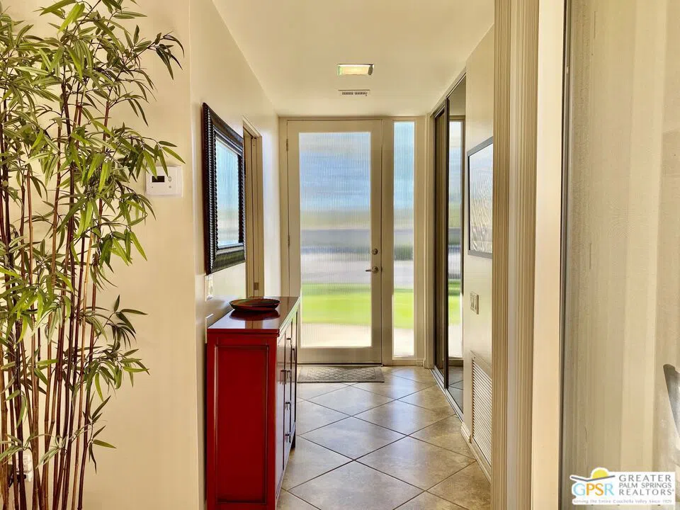 272 Desert Lakes Drive Palm Springs, CA 92264