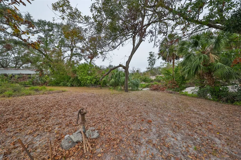 9423 BULLFROG COURT Gibsonton, FL 33534