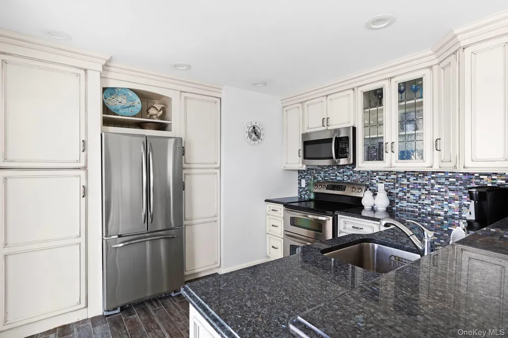 132 Point Road Westhampton Beach, NY 11978