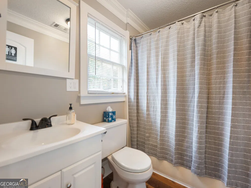 245 W Moreno ST Buford, GA 30518