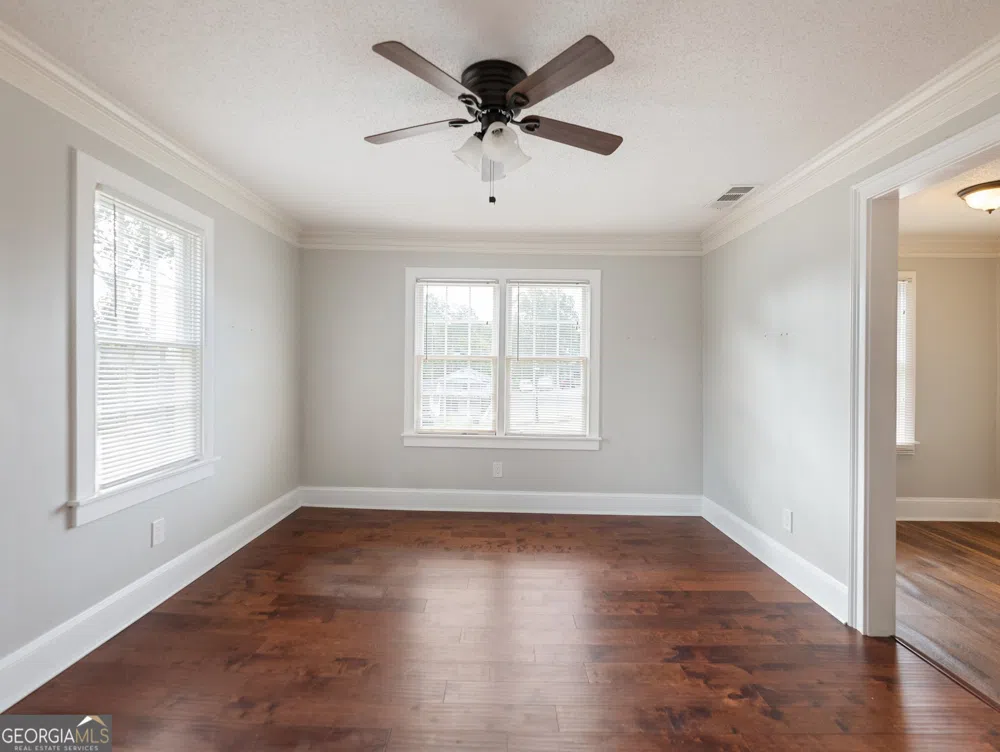 245 W Moreno ST Buford, GA 30518