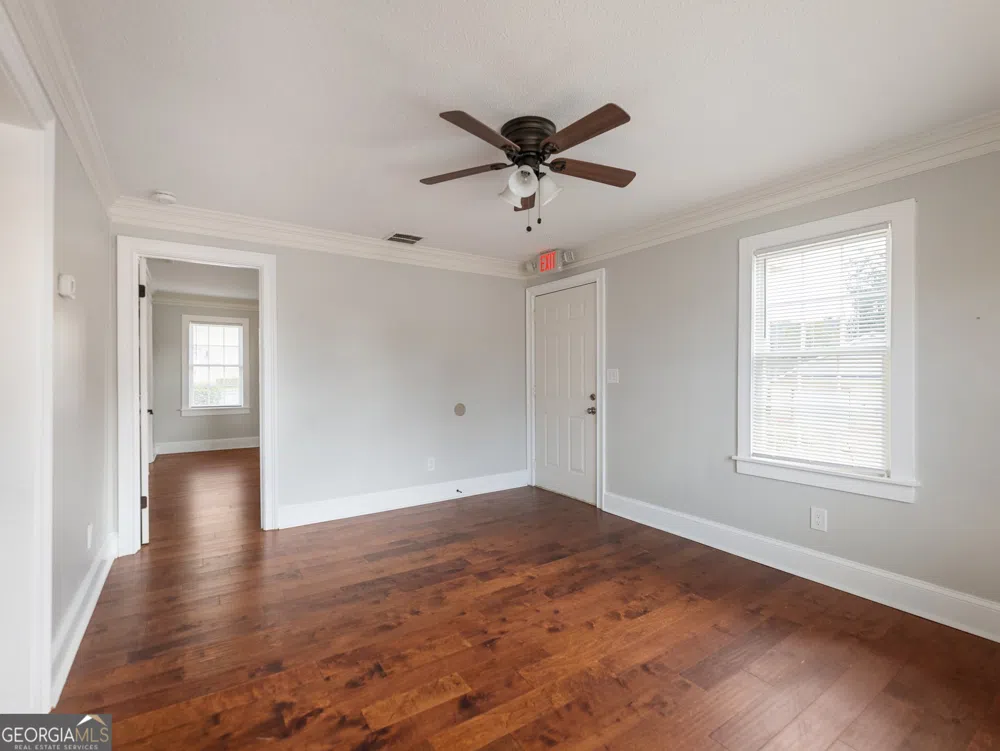 245 W Moreno ST Buford, GA 30518