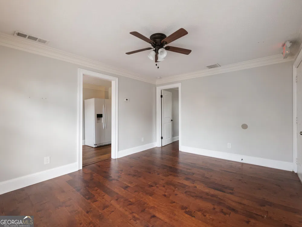 245 W Moreno ST Buford, GA 30518