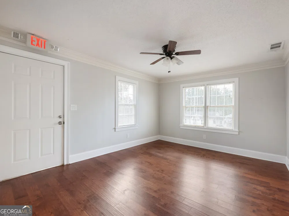 245 W Moreno ST Buford, GA 30518