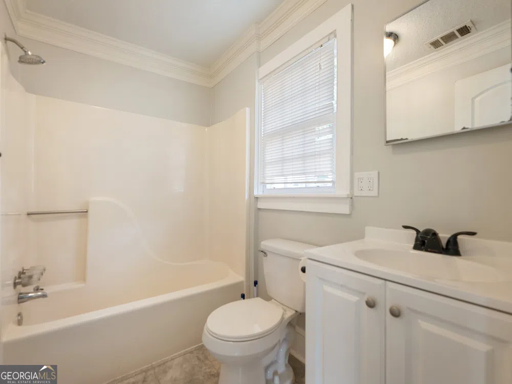 245 W Moreno ST Buford, GA 30518