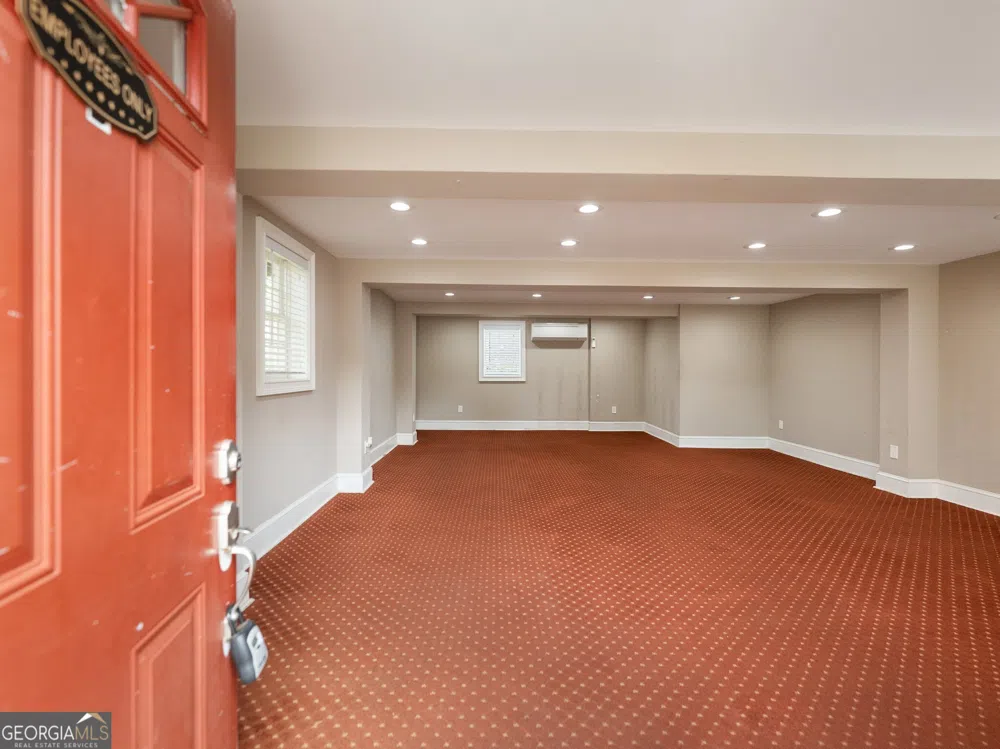 245 W Moreno ST Buford, GA 30518