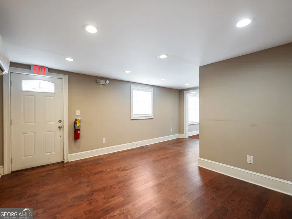 245 W Moreno ST Buford, GA 30518