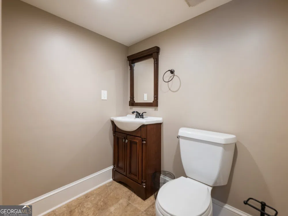 245 W Moreno ST Buford, GA 30518