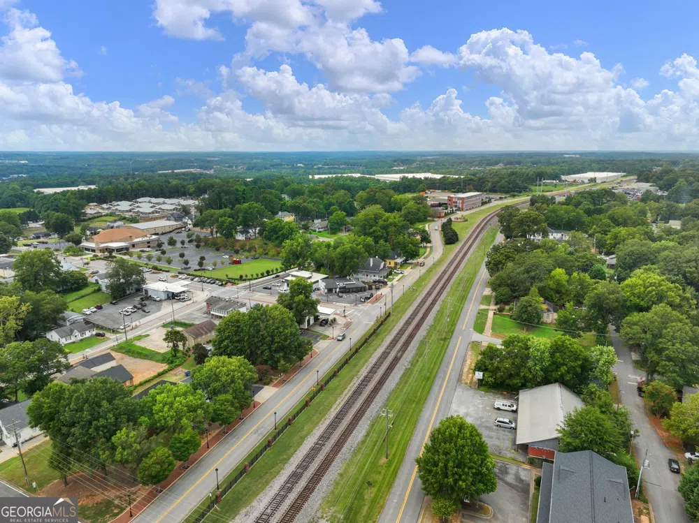 245 W Moreno ST Buford, GA 30518
