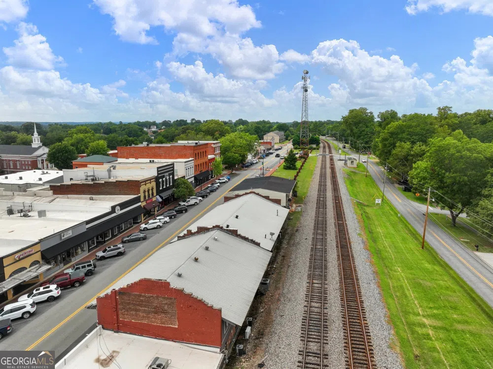245 W Moreno ST Buford, GA 30518