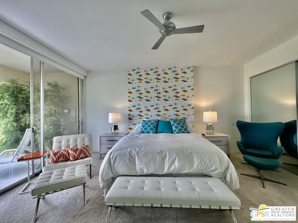 16 Lakeview Circle Palm Springs, CA 92264