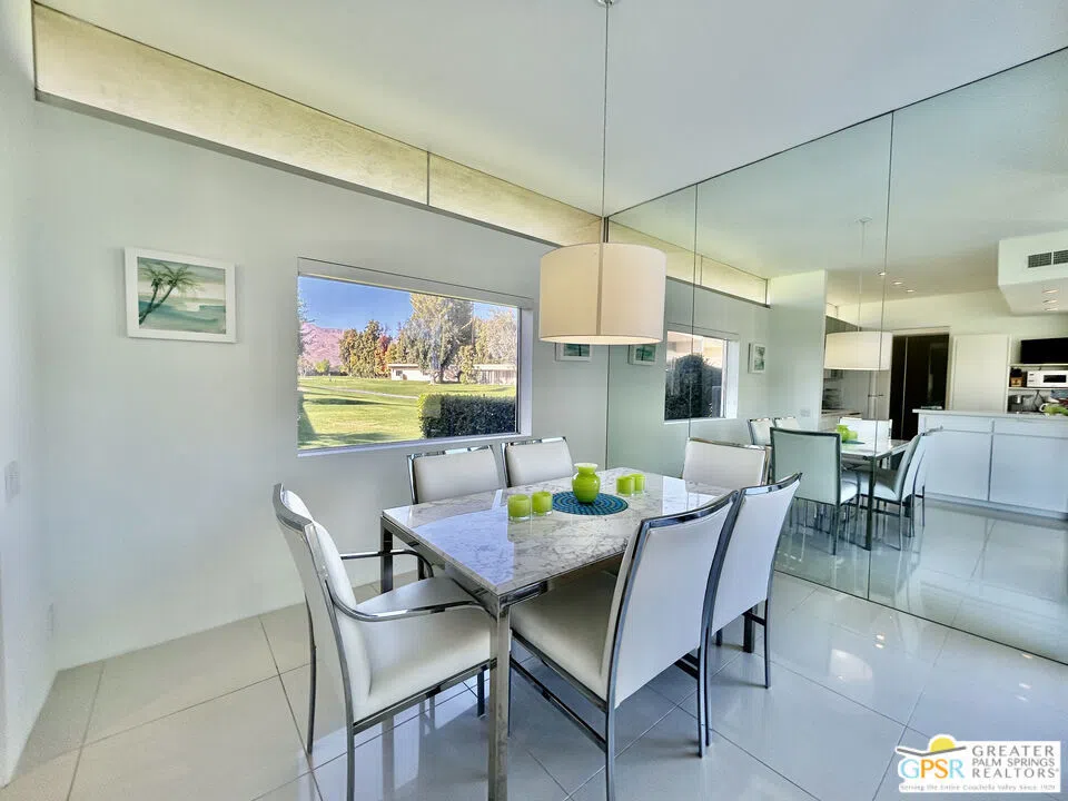 16 Lakeview Circle Palm Springs, CA 92264
