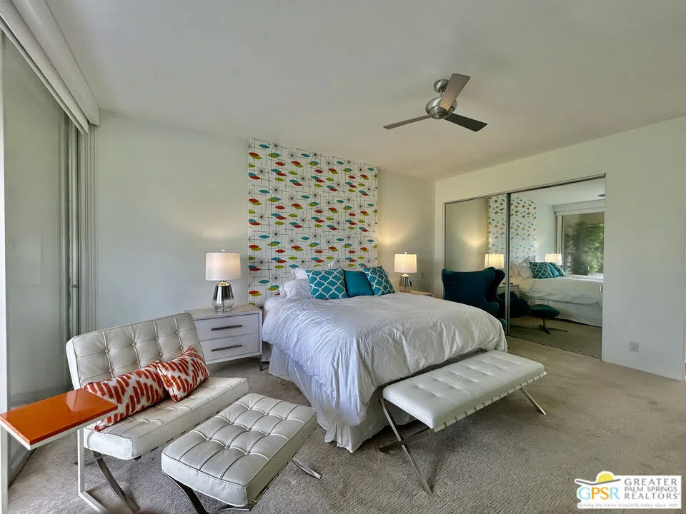 16 Lakeview Circle Palm Springs, CA 92264