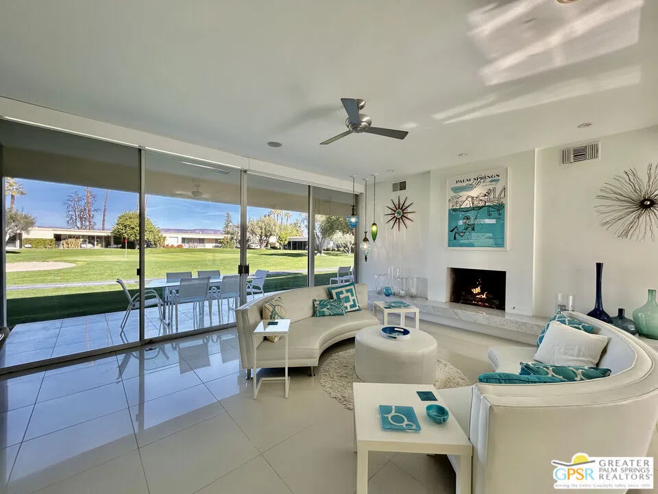 16 Lakeview Circle Palm Springs, CA 92264
