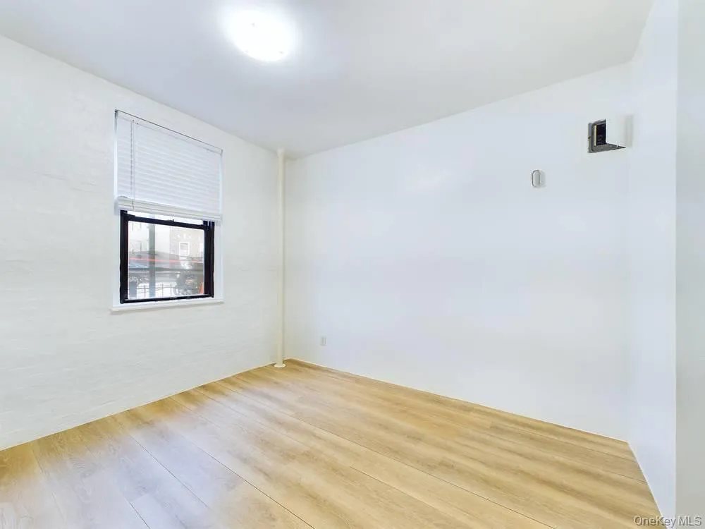 21-58 35 street #1E Astoria, NY 11105