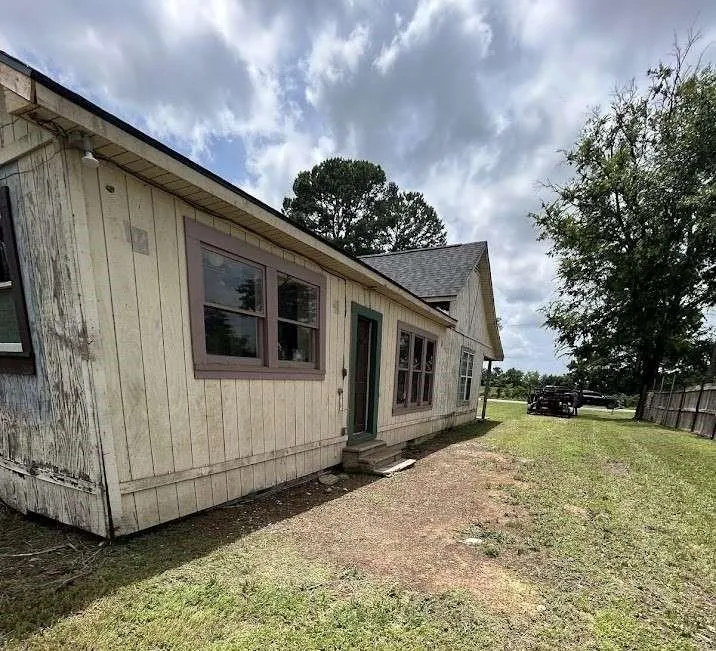 235 County Road 1407 Jacksonville, TX 75766