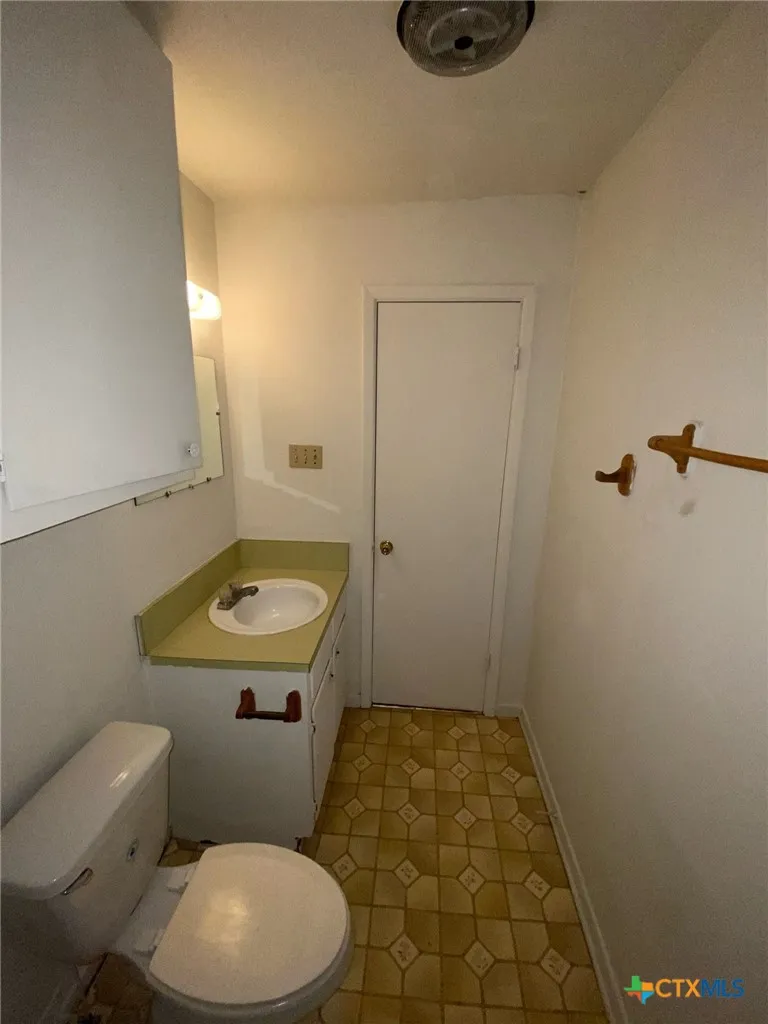 307 Sunset Ln Lane #6 Copperas Cove, TX 76522