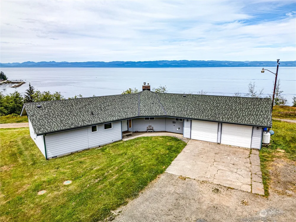 14568 Hwy 112 Sekiu, WA 98381