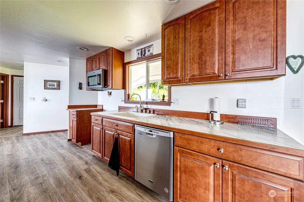 14568 Hwy 112 Sekiu, WA 98381