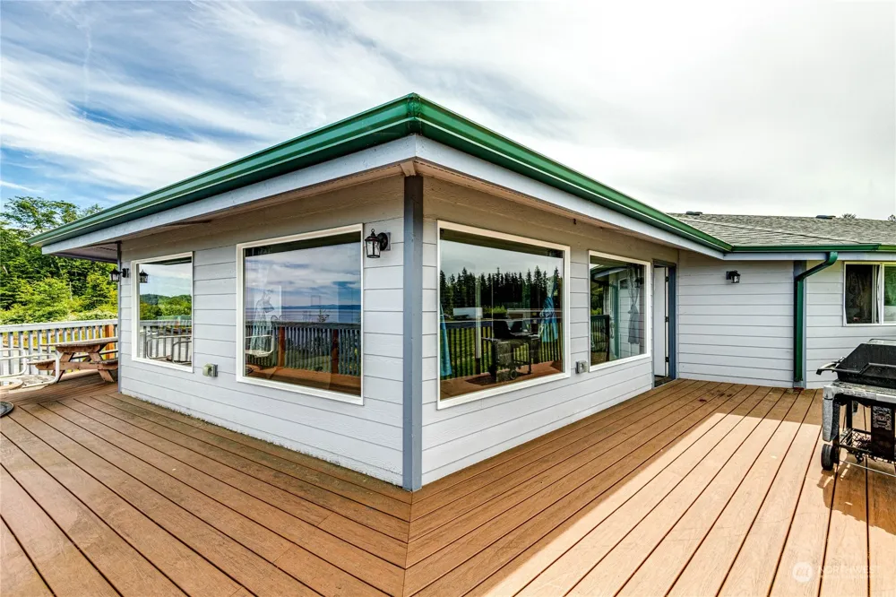 14568 Hwy 112 Sekiu, WA 98381