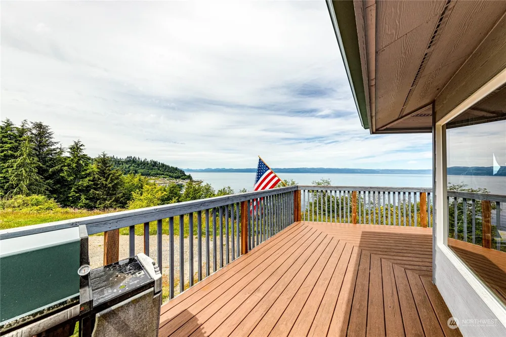 14568 Hwy 112 Sekiu, WA 98381
