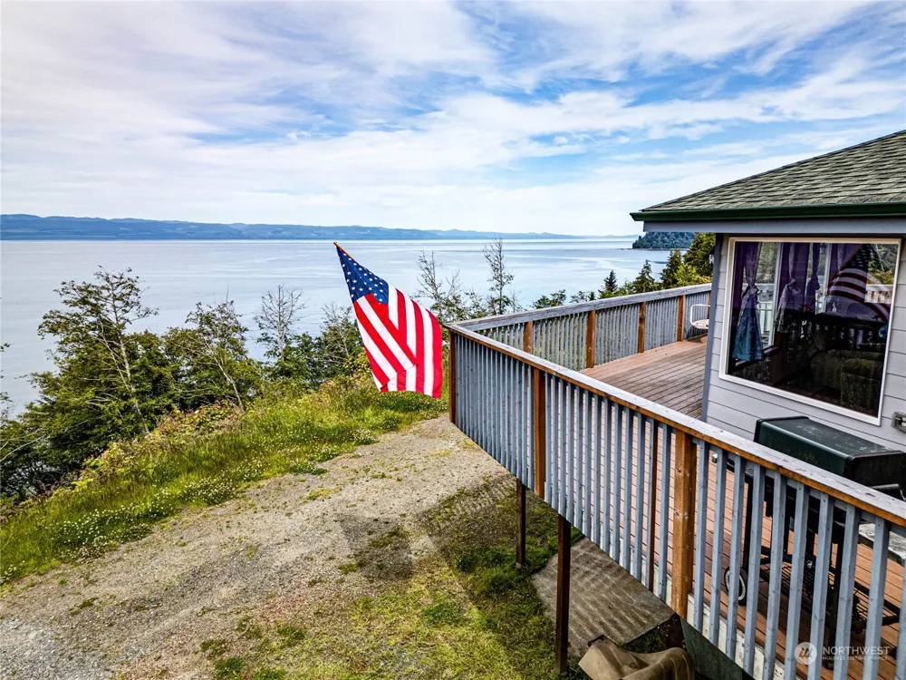 14568 Hwy 112 Sekiu, WA 98381
