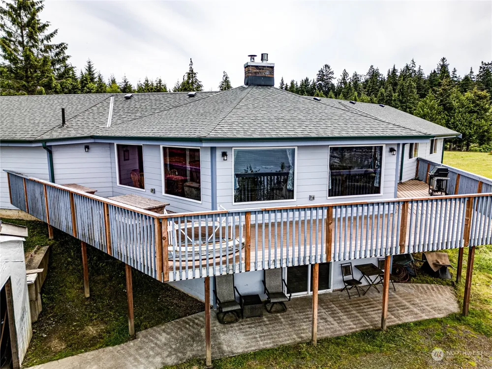 14568 Hwy 112 Sekiu, WA 98381
