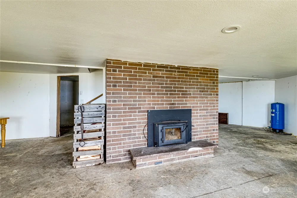 14568 Hwy 112 Sekiu, WA 98381