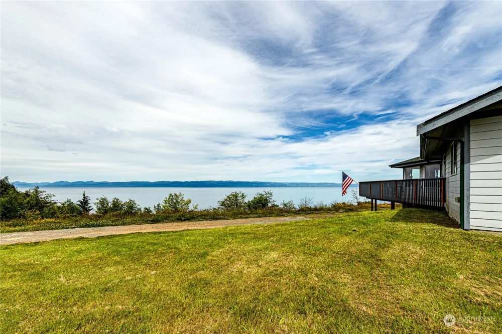14568 Hwy 112 Sekiu, WA 98381