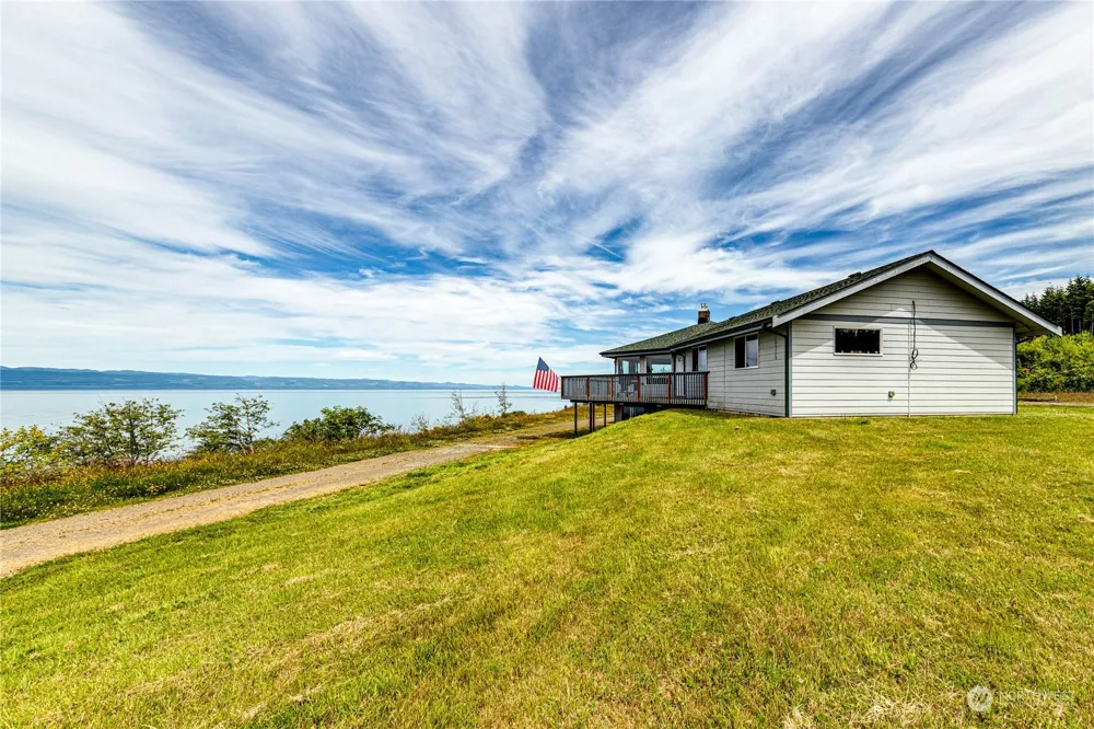14568 Hwy 112 Sekiu, WA 98381