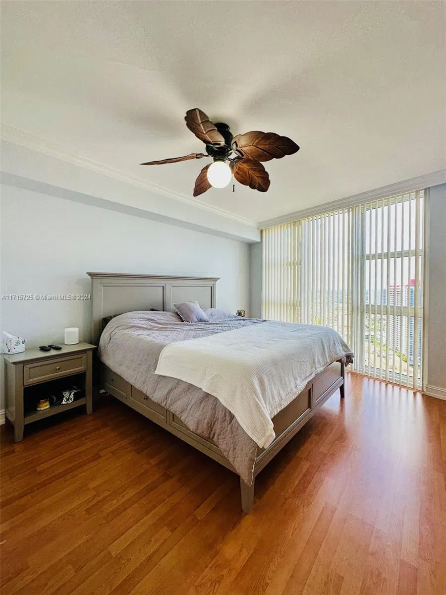 1850 S Ocean Dr #3310 Hallandale Beach, FL 33009